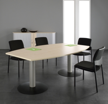 Konferenztisch 2,4 x 1,2 m für ca. 8-10 Personen buche