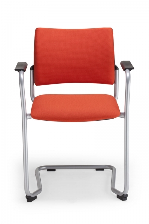 Freischwingerstühle mit Armlehnen und breiter Sitzfläche Typ IN-F