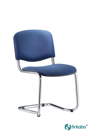 Stapelbare Freischwinger-Stühle als Seminarstühle Typ C100